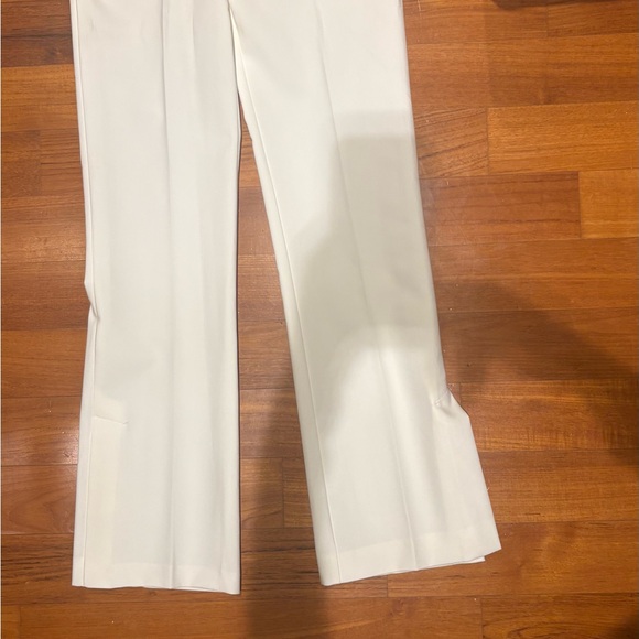 Zara - Picture 6 of 6